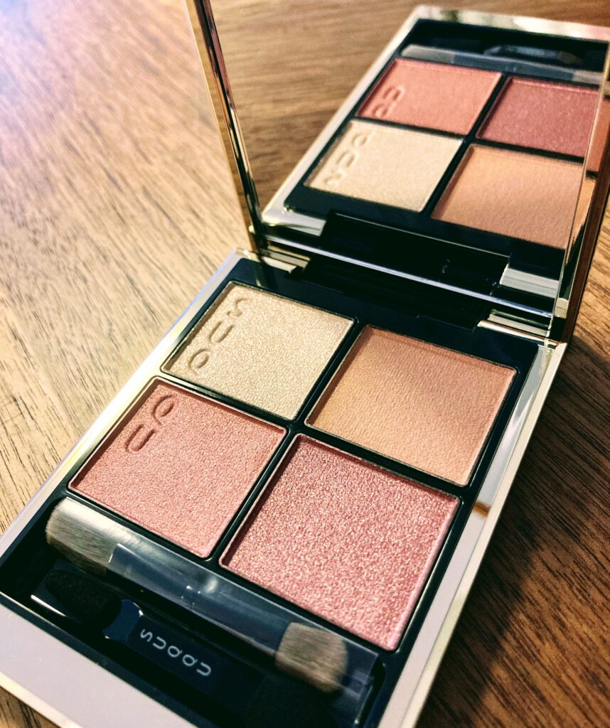 SUQQU シグニチャーカラーアイズ　04 純撫子 ピンクメイクSUQQU シグニチャーカラーアイズ 04純撫子の使用感